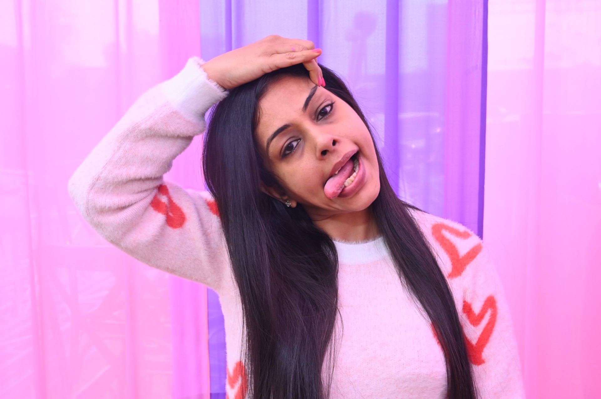 Surbhi tongue jawline exercise